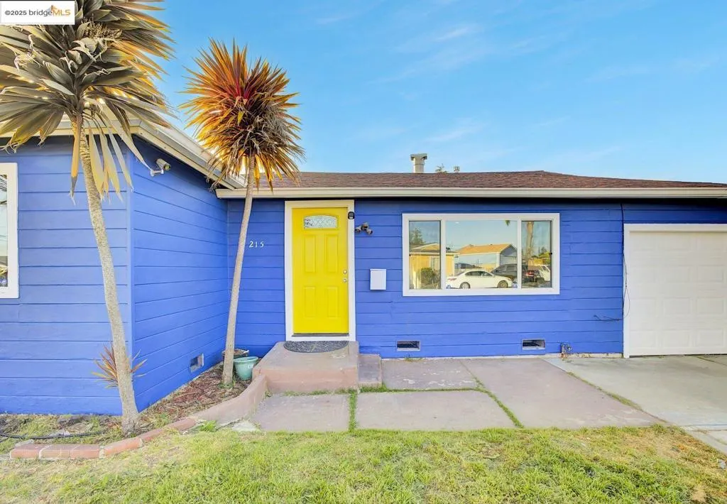 215 Isleton Ave, Oakland, California 94603 home-pic-1