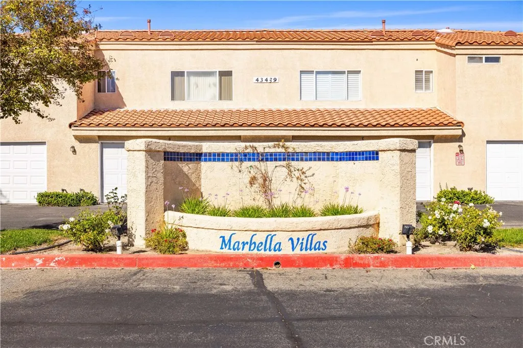 43413 30th Street W 3, Lancaster, California 93536 home-pic-1