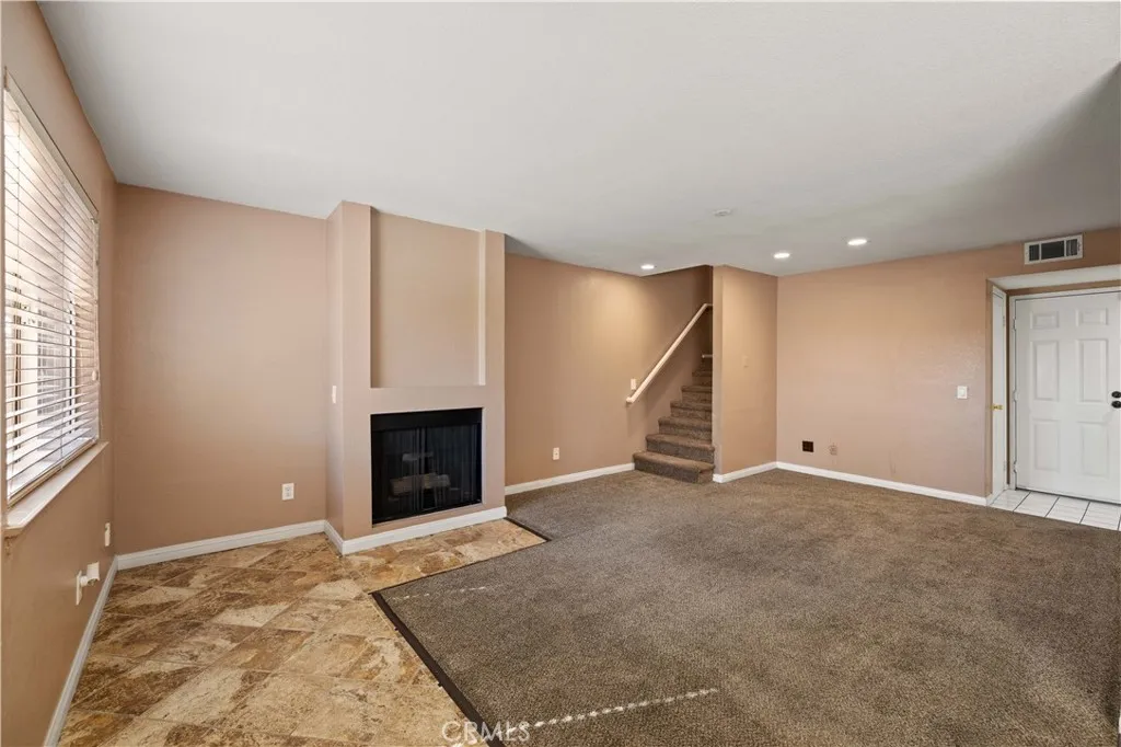 43413 30th Street W 3, Lancaster, California 93536 home-pic-9