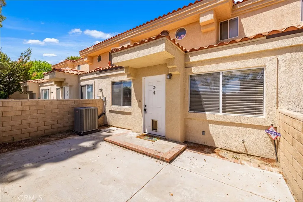 43413 30th Street W 3, Lancaster, California 93536 home-pic-5