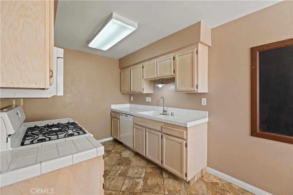 43413 30th Street W 3, Lancaster, California 93536 home-pic-17