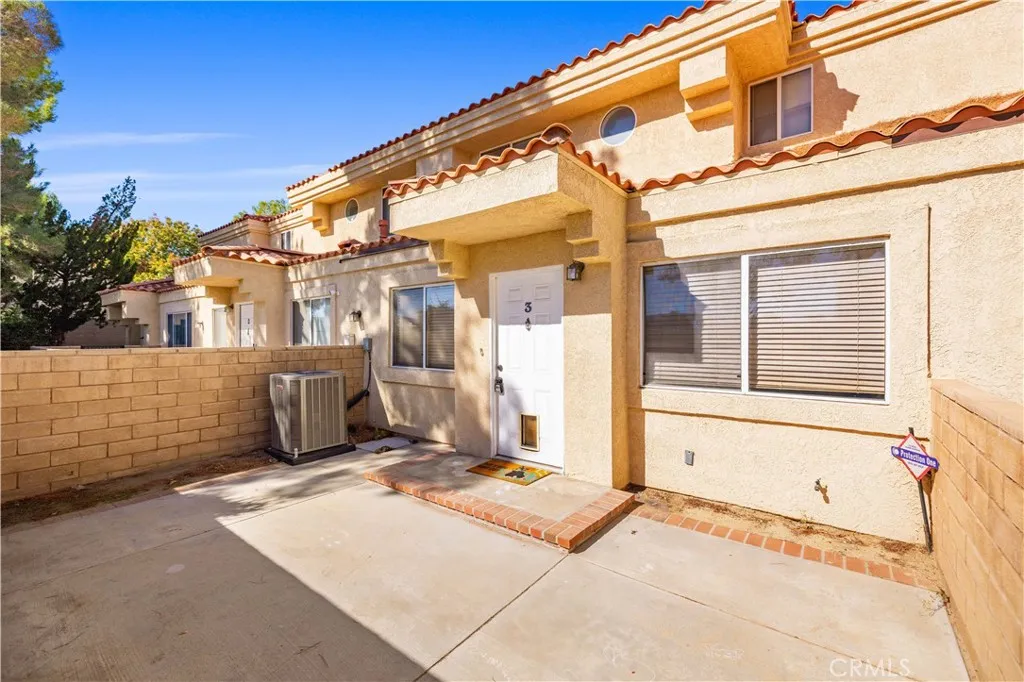 43413 30th Street W 3, Lancaster, California 93536 home-pic-4