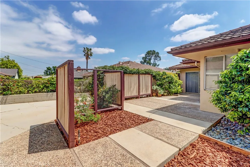 2175 Queensberry Road, Pasadena, California 91104 home-pic-32