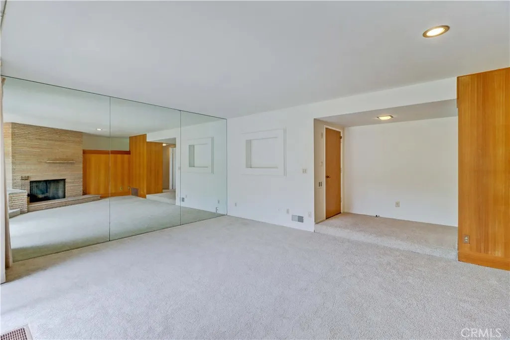 2175 Queensberry Road, Pasadena, California 91104 home-pic-15