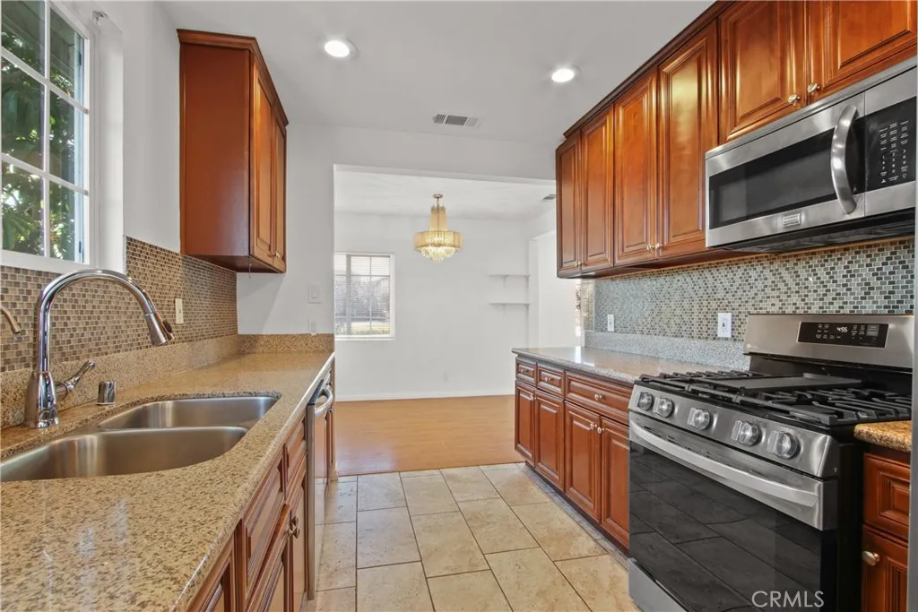 2563 W Carson Street, Torrance, California 90503 home-pic-7