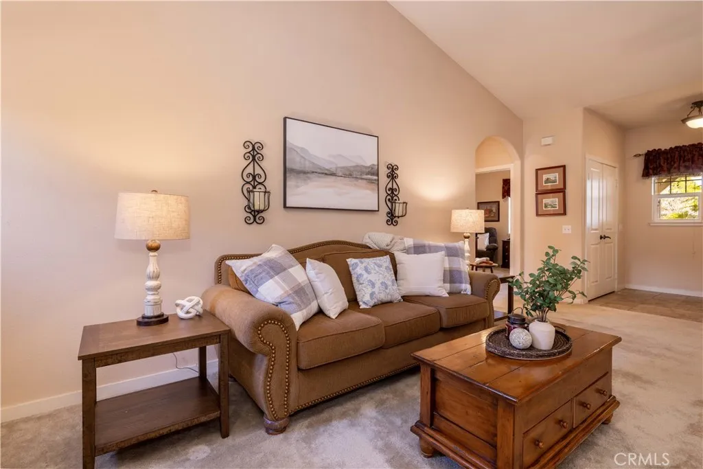 337 Pine Lane, Big Bear City, California 92314 home-pic-15