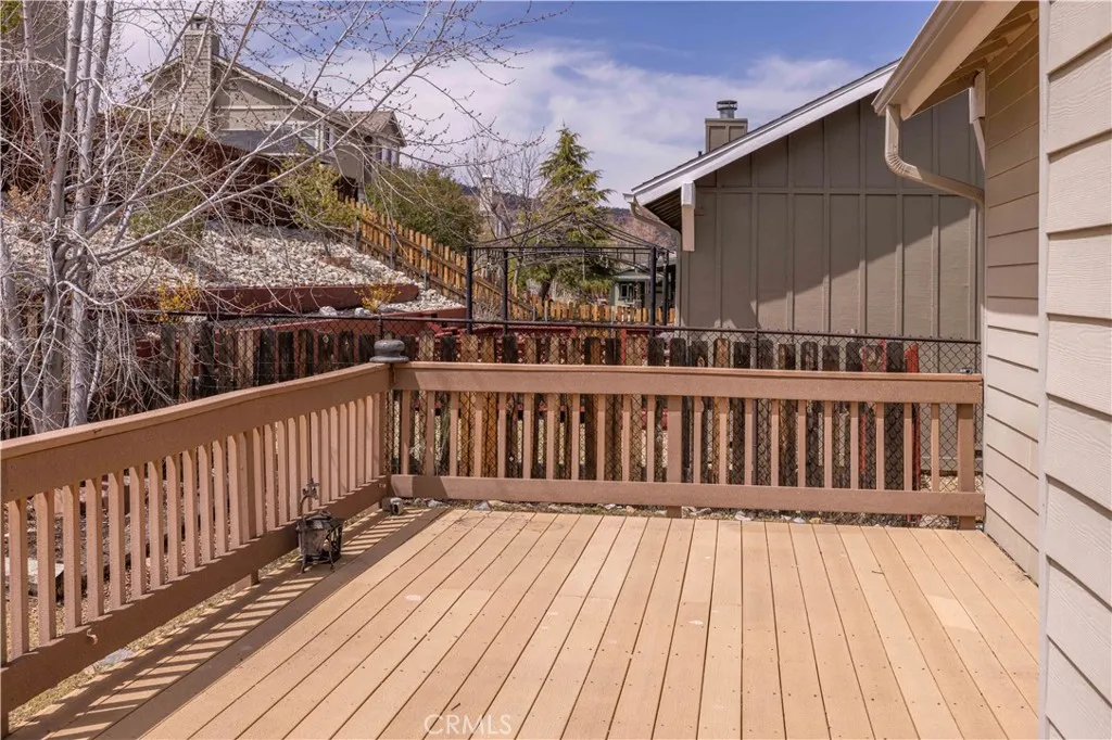 337 Pine Lane, Big Bear City, California 92314 home-pic-48