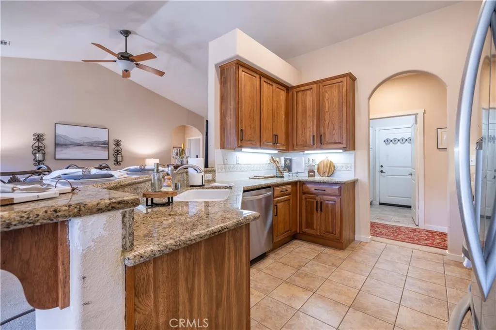 337 Pine Lane, Big Bear City, California 92314 home-pic-21