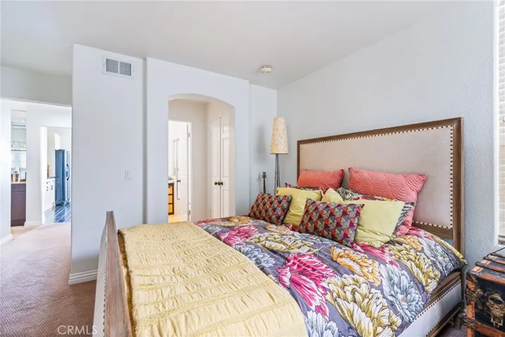 35 Northampton Court 118, Newport Beach, California 92660