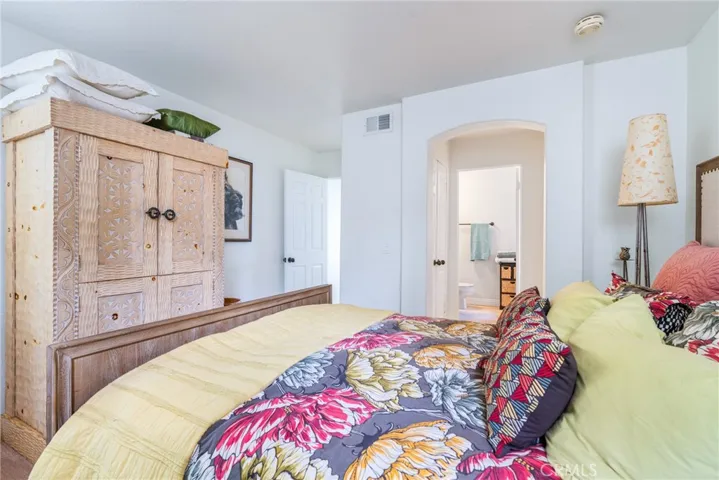 35 Northampton Court 118, Newport Beach, California 92660