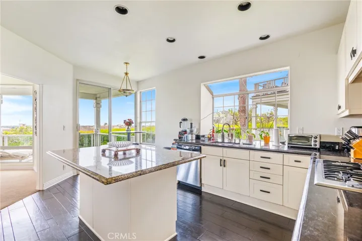 35 Northampton Court 118, Newport Beach, California 92660