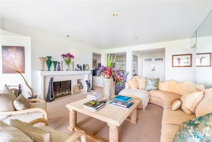35 Northampton Court 118, Newport Beach, California 92660