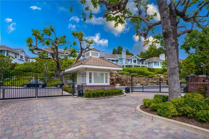 35 Northampton Court 118, Newport Beach, California 92660