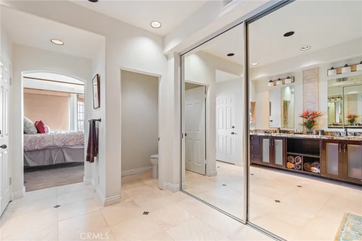 35 Northampton Court 118, Newport Beach, California 92660