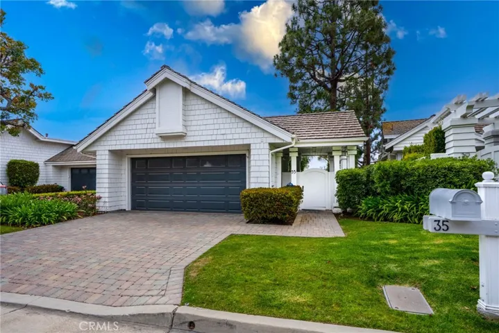 35 Northampton Court 118, Newport Beach, California 92660