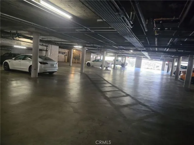 7320 Hawthorn Avenue 222, Los Angeles, California 90046