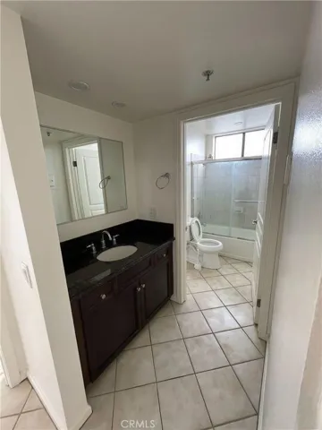 7320 Hawthorn Avenue 222, Los Angeles, California 90046