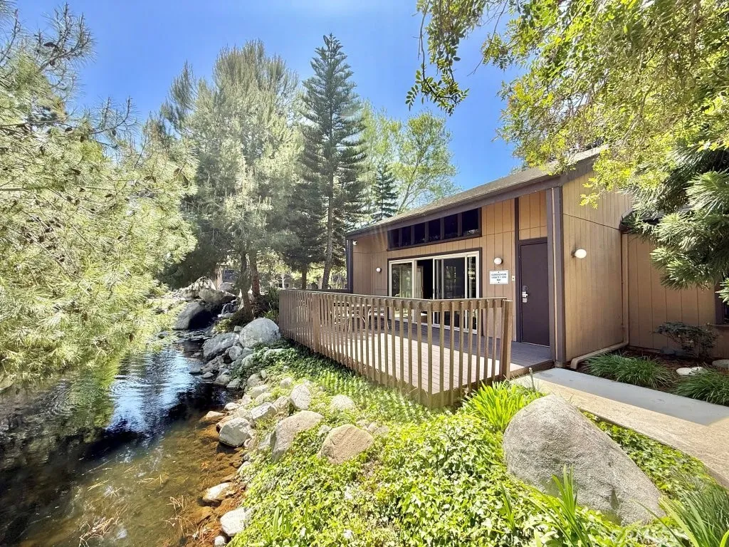 7890 E Spring Street 2f, Long Beach, California 90815 home-pic-27