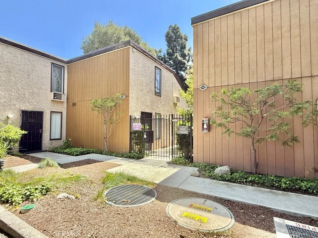 7890 E Spring Street 2f, Long Beach, California 90815 home-pic-62