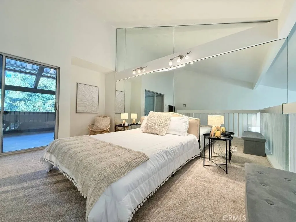 7890 E Spring Street 2f, Long Beach, California 90815 home-pic-6