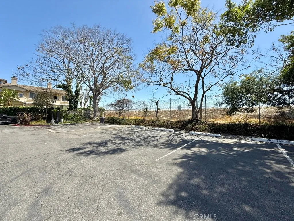7890 E Spring Street 2f, Long Beach, California 90815 home-pic-56