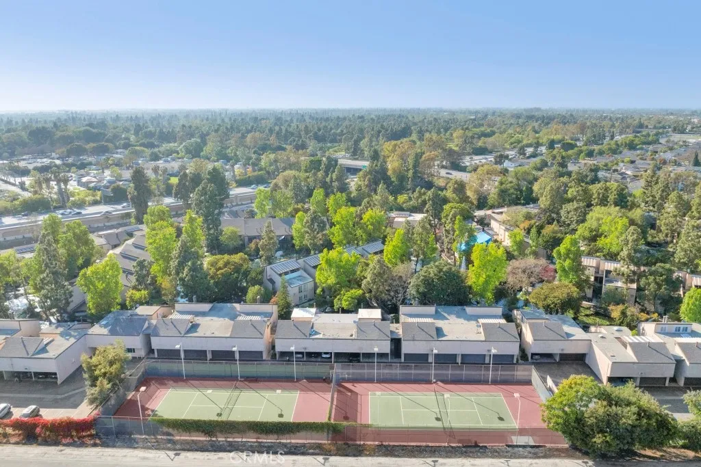 7890 E Spring Street 2f, Long Beach, California 90815 home-pic-42