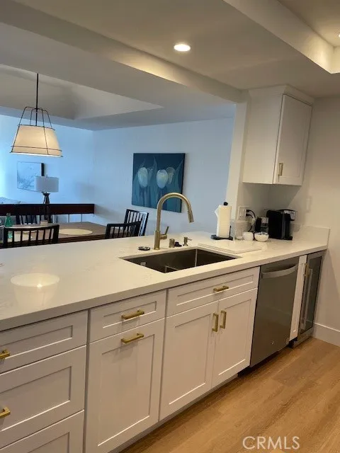 Gorgeous Remodeled Kitchen!