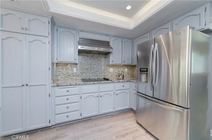 Plenty of storage space & large pantry