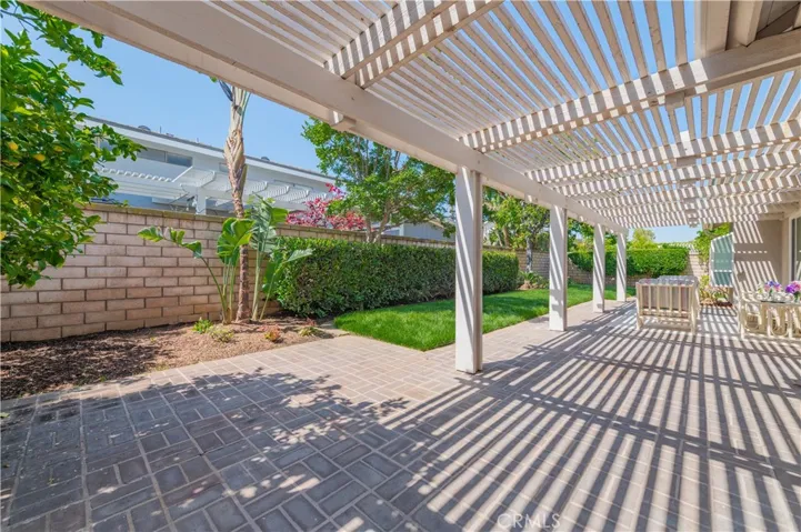 Private fully fenced back yard.