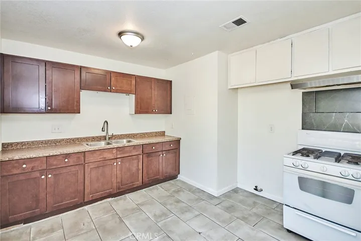 #C Kitchen