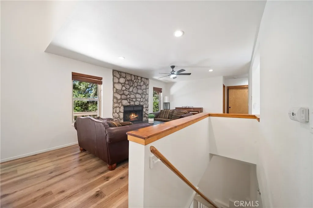 574 Mill Court, Lake Arrowhead, California 92352 home-pic-22