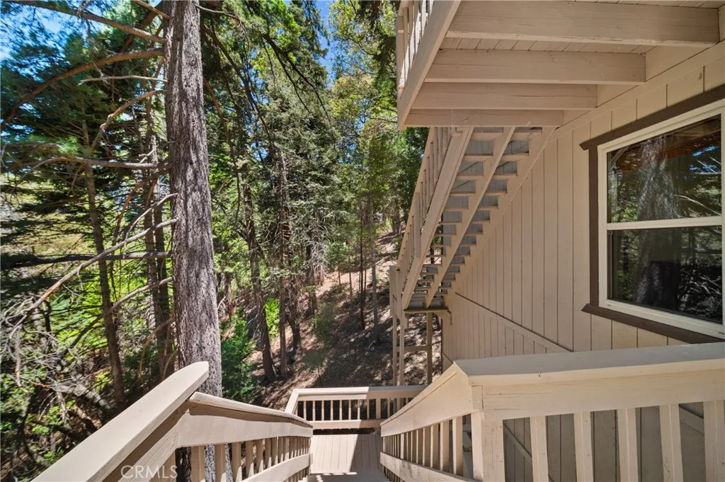 574 Mill Court, Lake Arrowhead, California 92352 home-pic-29