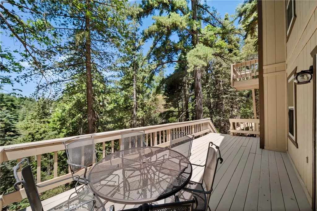 574 Mill Court, Lake Arrowhead, California 92352 home-pic-26