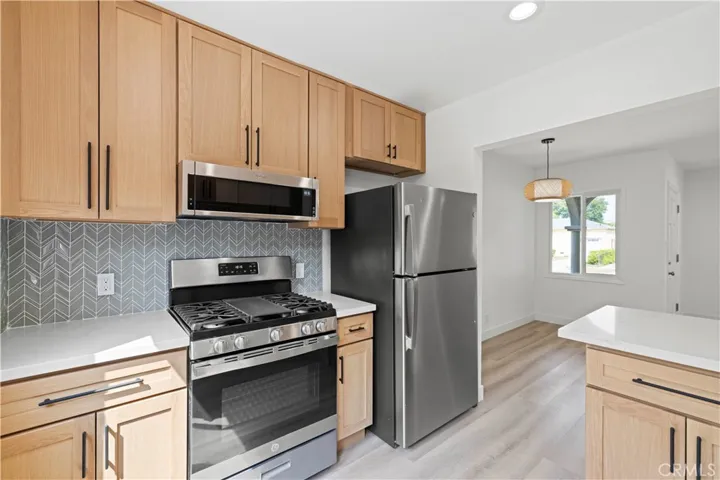 5826 Jamieson Avenue, Encino, California 91316