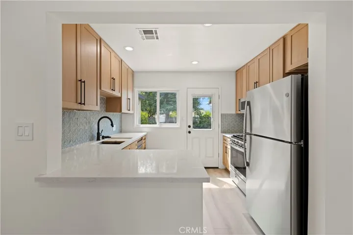 5826 Jamieson Avenue, Encino, California 91316