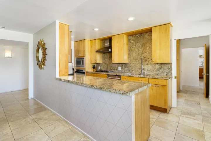 20-web-or-mls-TK_Homestead_OPMG_1224_020
