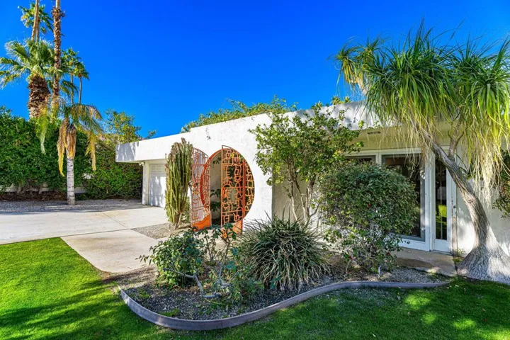 9-web-or-mls-TK_Homestead_OPMG_1224_009