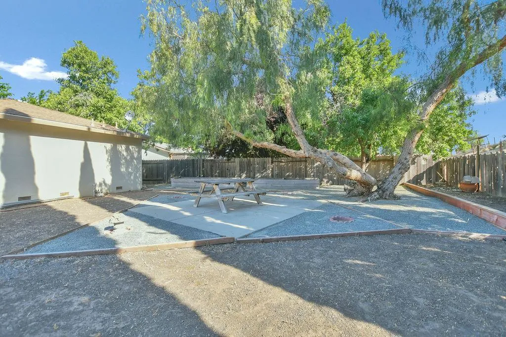 4453 Palo Verde Drive, Pittsburg, California 94565 home-pic-17