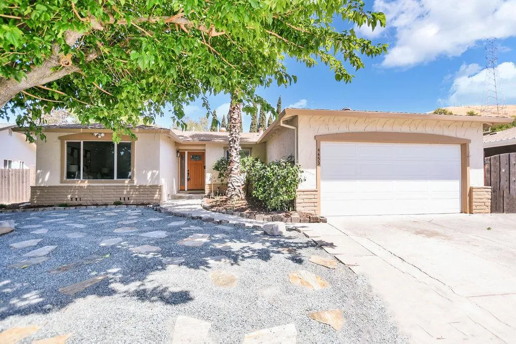 4453 Palo Verde Drive, Pittsburg, California 94565 home-pic-2