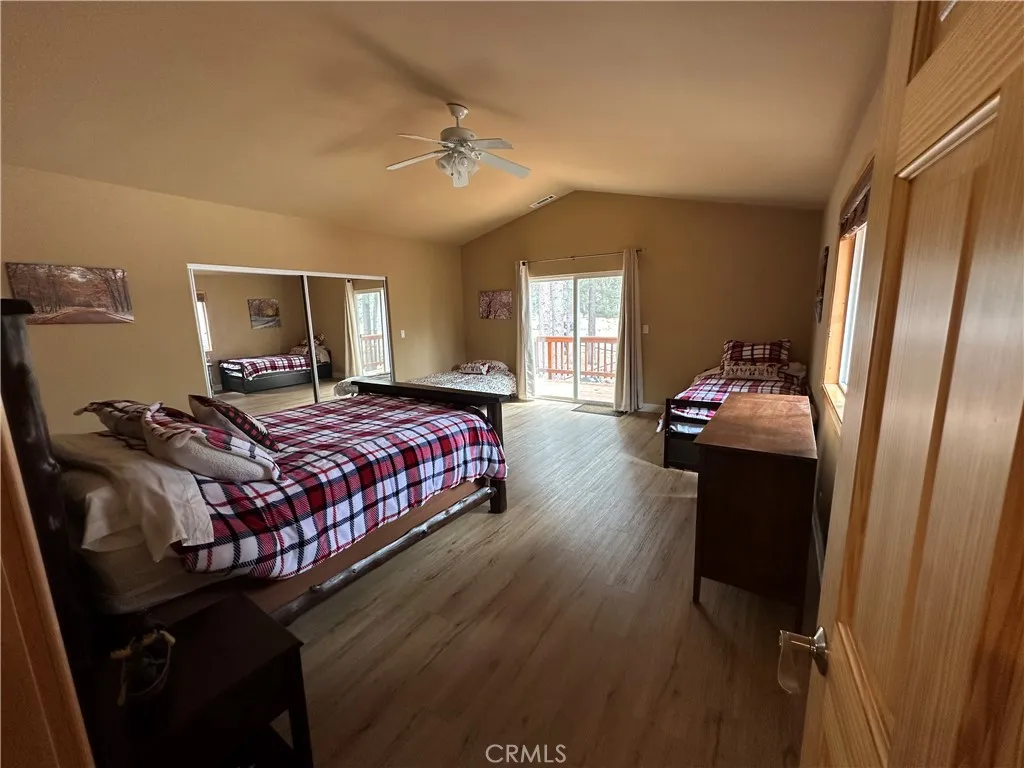 43632 Shasta Road, Big Bear Lake, California 92315 home-pic-12