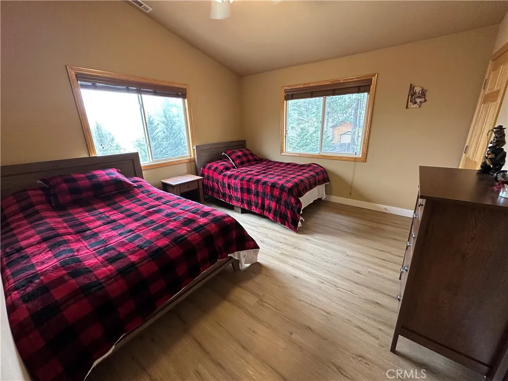 43632 Shasta Road, Big Bear Lake, California 92315 home-pic-15