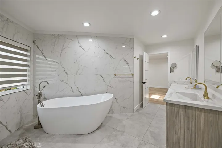41305 Chestnut Street, Palmdale, California 93551