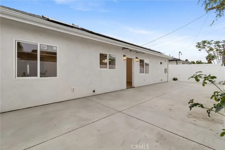 8853 Remick Avenue, Sun Valley, California 91352