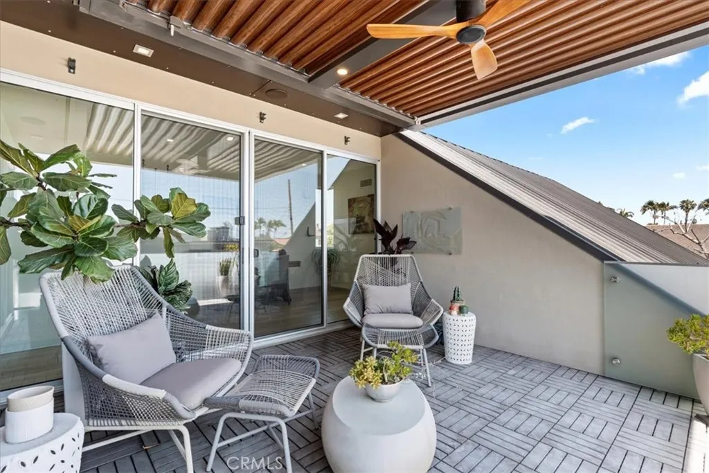 29 W Neapolitan Lane, Long Beach, California 90803 home-pic-47