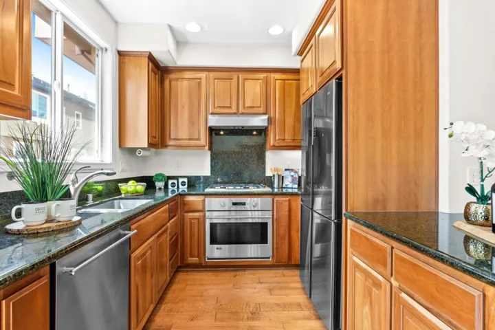 423 Paria Terrace, Sunnyvale, California 94089