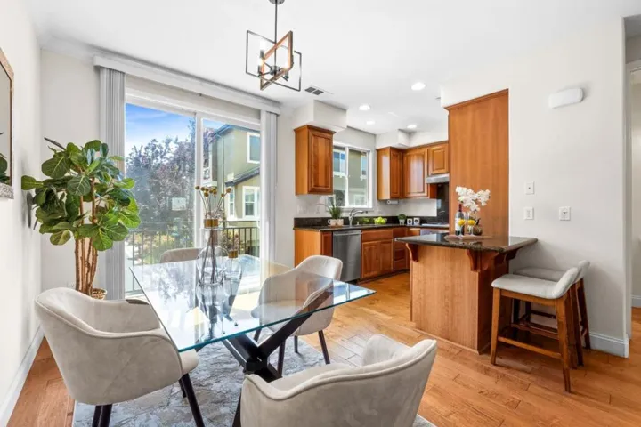 423 Paria Terrace, Sunnyvale, California 94089