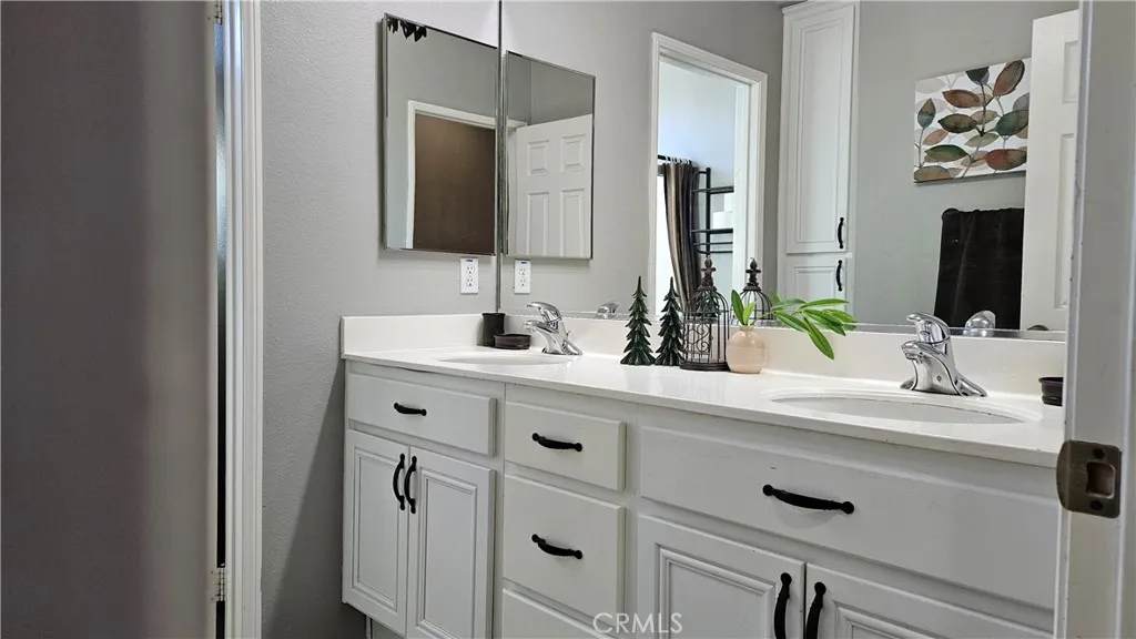 28181 Horizon Court, Menifee, California 92585 home-pic-21