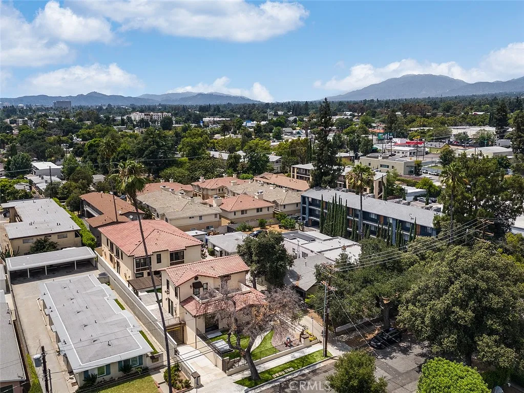 89 N Grand Oaks Ave 103, Pasadena, California 91107 home-pic-3