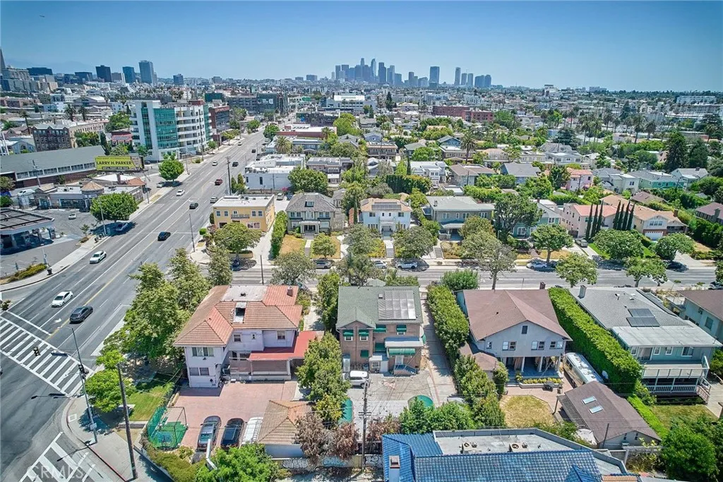 1023 S Wilton Place, Los Angeles, California 90019 home-pic-7