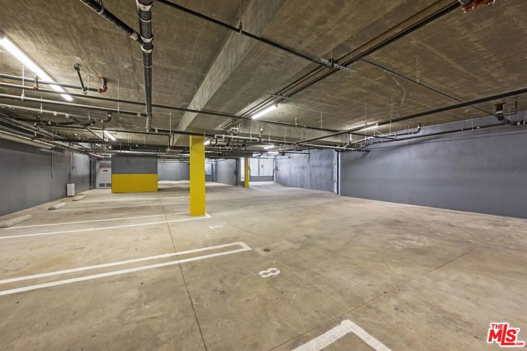 1541 Franklin Street 2, Santa Monica, California 90404 home-pic-23